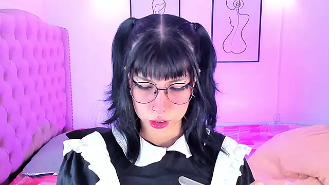 Snapshot of Rose_72 chatting on October 2025 08:06:02 PM Rose 72 online show from October 2025 08:06:02 PM