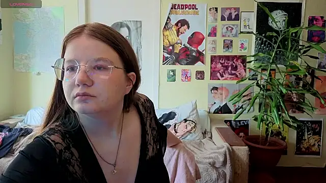 Sienna-Cow online show from September 2025 10:39:02 AM