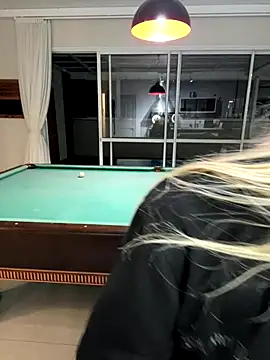 estanislaumalu online show from November 2025 01:15:02 AM