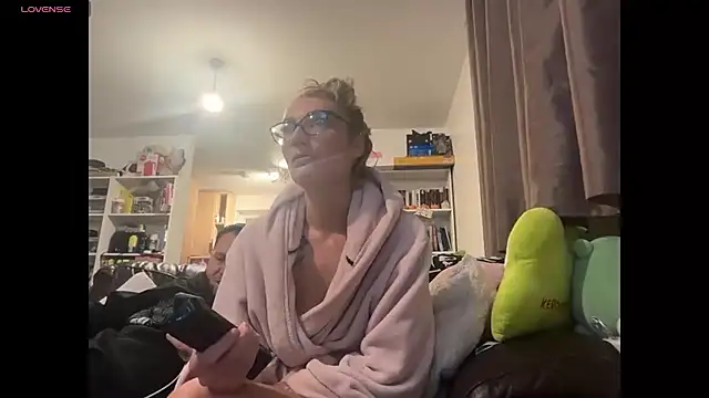 harleyblair online show from October 2025 11:09:01 PM