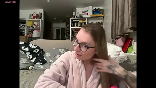 harleyblair online show from February 2026 11:20:01 PM