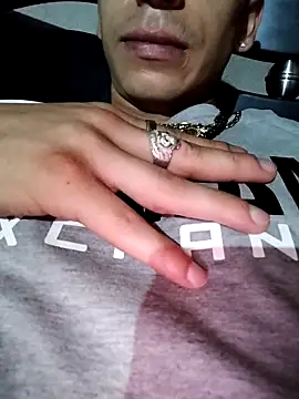 Tussi-amor online show from September 2025 09:23:02 AM