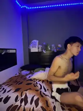 Kailertwink online show from February 2026 02:27:01 AM