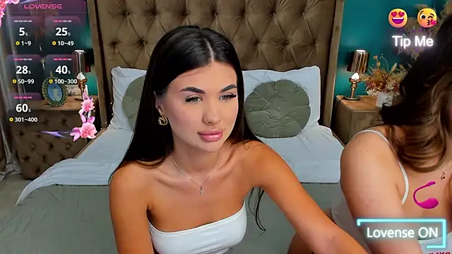 MonCarla online show from September 2025 05:24:01 AM