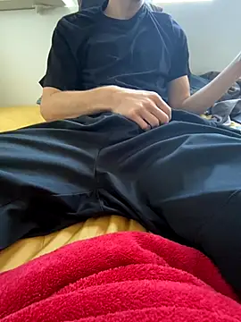 Snapshot of greggts chatting on December 2025 10:32:02 AM greggts online show from December 2025 10:32:02 AM