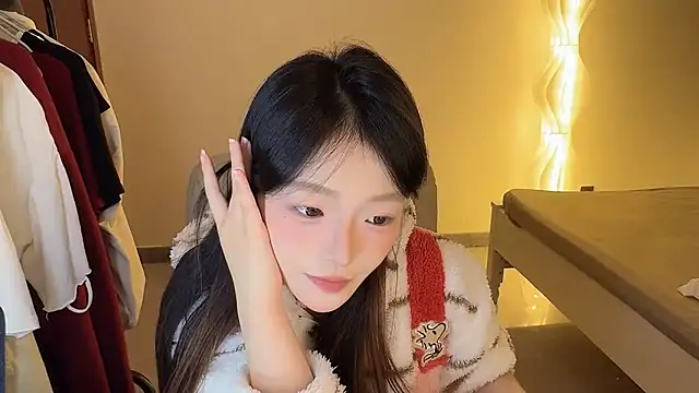 Snapshot of Robin-o3 chatting on October 2025 04:31:02 PM Robin-o3 online show from October 2025 04:31:02 PM