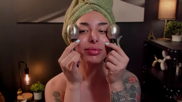 LUNACOCKSLAYER online show from September 2025 08:45:02 PM