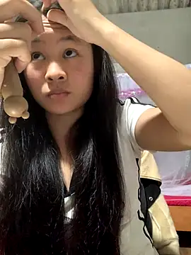 Snapshot of NhuFox chatting on September 2025 01:21:01 PM NhuFox online show from September 2025 01:21:01 PM