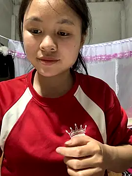 Snapshot of NhuFox chatting on September 2025 12:39:01 PM NhuFox online show from September 2025 12:39:01 PM