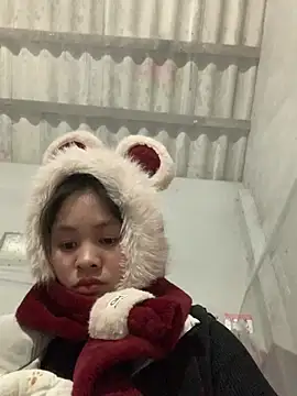 NhuFox online show from February 2026 01:48:02 AM