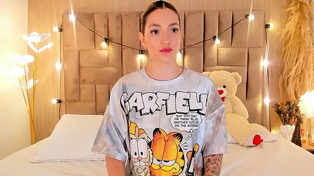 ClaradelMar online show from March 2026 10:18:01 AM