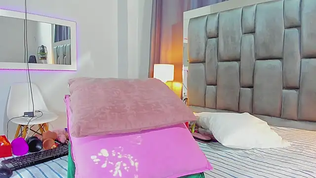 Violet horny05 online show from October 2025 07:33:02 PM