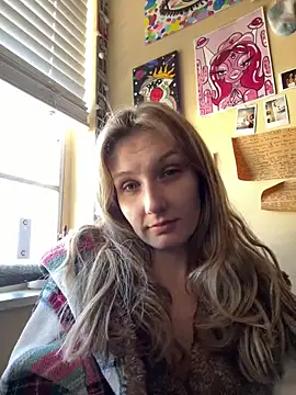 Snapshot of AutumnTides chatting on February 2026 07:22:01 PM AutumnTides online show from February 2026 07:22:01 PM