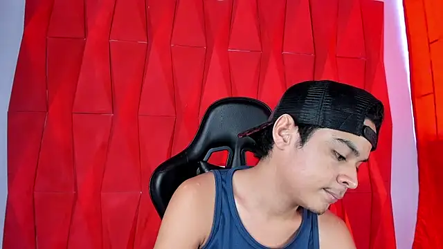 Snapshot of edy_play chatting on May 2026 08:15:01 PM edy play online show from May 2026 08:15:01 PM
