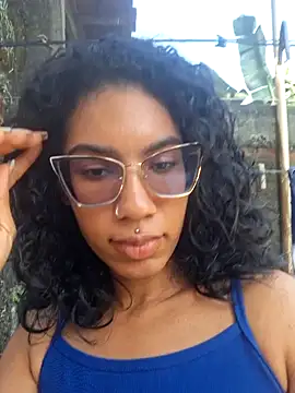 Snapshot of RavenShyfit chatting on October 2025 06:30:01 PM RavenShyfit online show from October 2025 06:30:01 PM