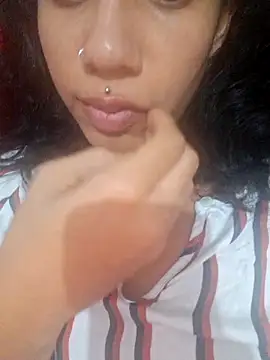 RavenShyfit online show from November 2025 04:12:01 AM