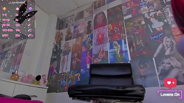 Snapshot of Mistileav chatting on February 2026 05:50:01 AM Mistileav online show from February 2026 05:50:01 AM