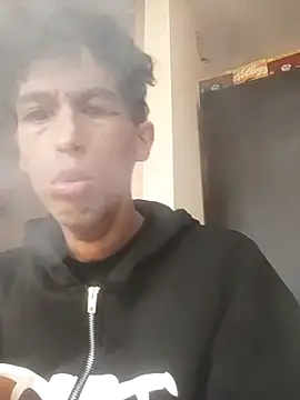 lusiboy96 online show from September 2025 07:57:01 AM