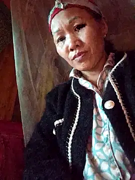 TinTin321 online show from November 2025 01:38:01 AM