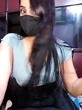 Snapshot of Amisha2 chatting on September 2025 05:25:02 PM Amisha2 online show from September 2025 05:25:02 PM