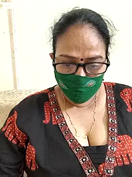 Snapshot of heera-rani chatting on May 2026 07:15:01 AM heera-rani online show from May 2026 07:15:01 AM