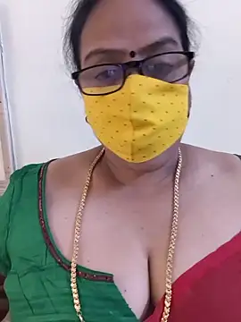 Snapshot of heera-rani chatting on June 2026 04:15:01 AM heera-rani online show from June 2026 04:15:01 AM