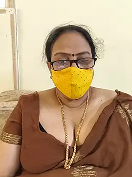 Snapshot of heera-rani chatting on July 2026 04:19:01 AM heera-rani online show from July 2026 04:19:01 AM