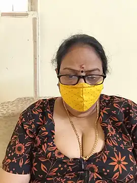 Snapshot of heera-rani chatting on July 2026 06:28:01 AM heera-rani online show from July 2026 06:28:01 AM