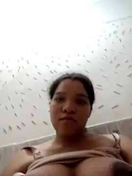 VictoriDior online show from November 2025 09:06:01 PM