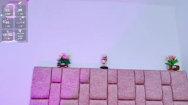 ScarlettLuxe online show from November 2025 12:49:01 PM