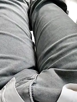 hunk28 6 online show from October 2025 06:45:02 AM