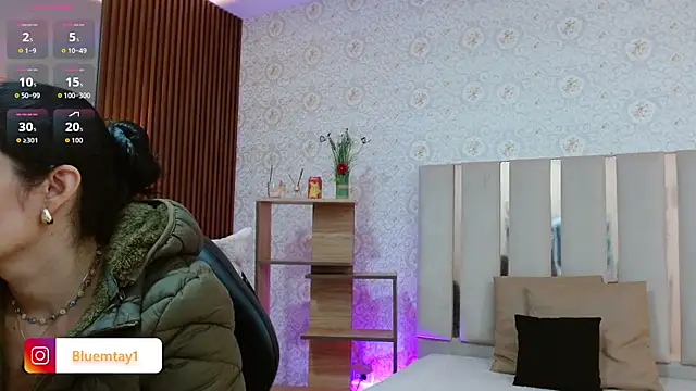 BLUE TAY1 online show from November 2025 12:06:01 PM