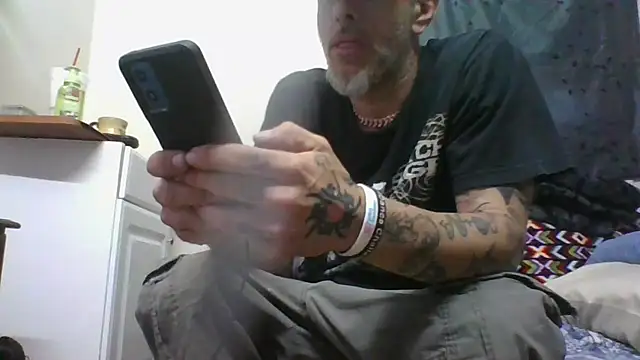 jarjar83 online show from October 2025 11:03:02 PM