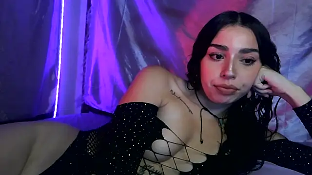 sweetbrunette22 online show from February 2026 04:45:02 PM