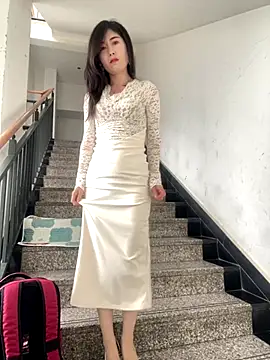 xtt1689999 online show from November 2025 03:17:01 AM