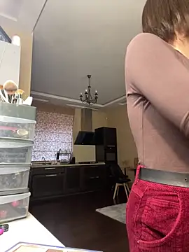 Miranda Kerry online show from October 2025 06:24:01 AM