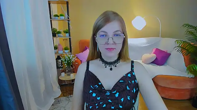 YourUniverser online show from November 2025 09:43:01 AM