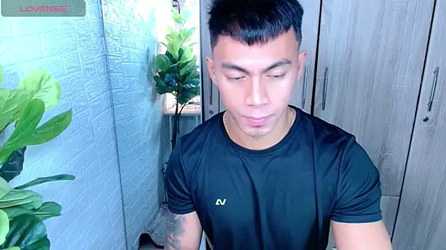 PinooyMilker online show from December 2025 12:46:02 PM