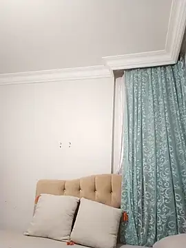 zerdaliii online show from September 2025 09:05:02 PM