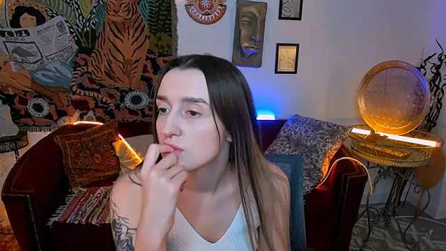 AliceLids online show from September 2025 01:04:01 PM