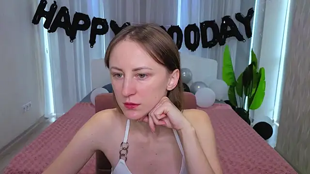 LuluChiiii online show from October 2025 10:49:01 AM