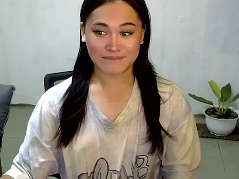 Snapshot of Annierose_ts chatting on October 2025 06:21:01 PM Annierose ts online show from October 2025 06:21:01 PM