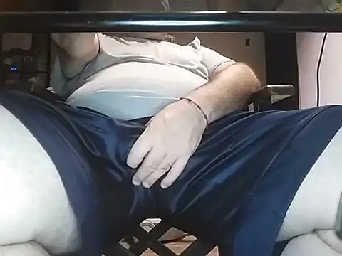 BabyBearMilk online show from February 2026 10:33:01 PM