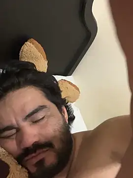 MichaelBear 21 online show from May 2026 11:38:01 AM