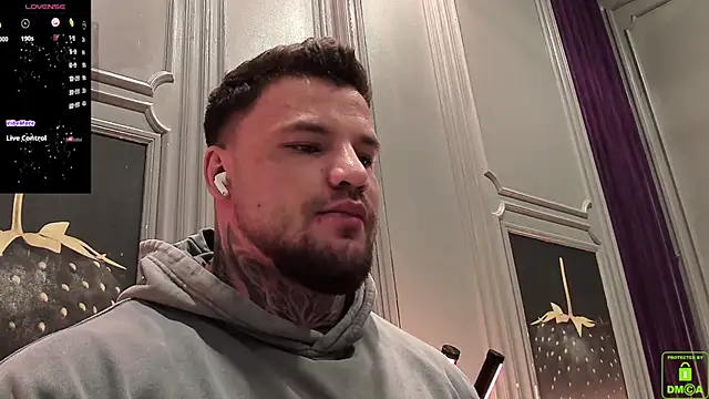 OliverSport online show from April 2026 05:04:02 AM