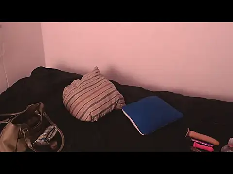 Snapshot of NathaSlave chatting on October 2025 07:05:02 AM NathaSlave online show from October 2025 07:05:02 AM