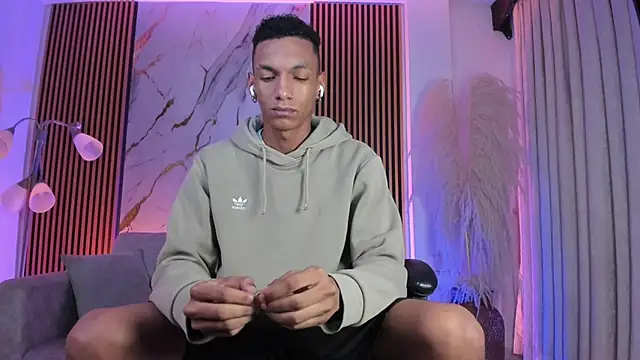 JulienSaint online show from January 2026 11:13:01 AM