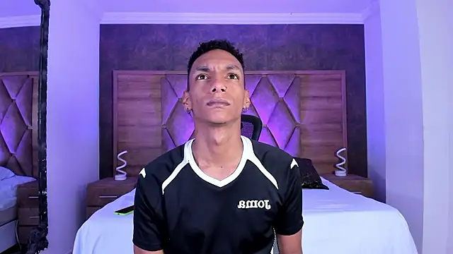 JulienSaint online show from February 2026 11:59:01 AM