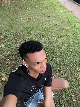 JulienSaint online show from February 2026 11:20:01 AM