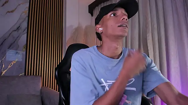 JulienSaint online show from March 2026 11:27:02 AM